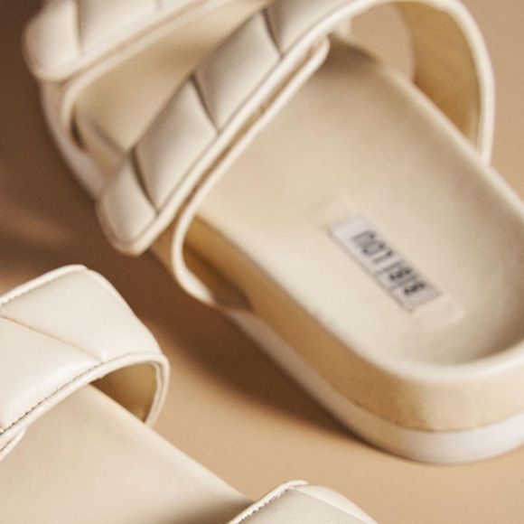 New Bibi Lou x Anthropologie Cortona Puff-Strap 8 Off White Adjustable Slide - Picture 3 of 9